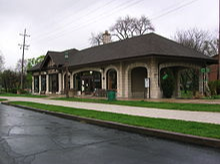 villa-park-station